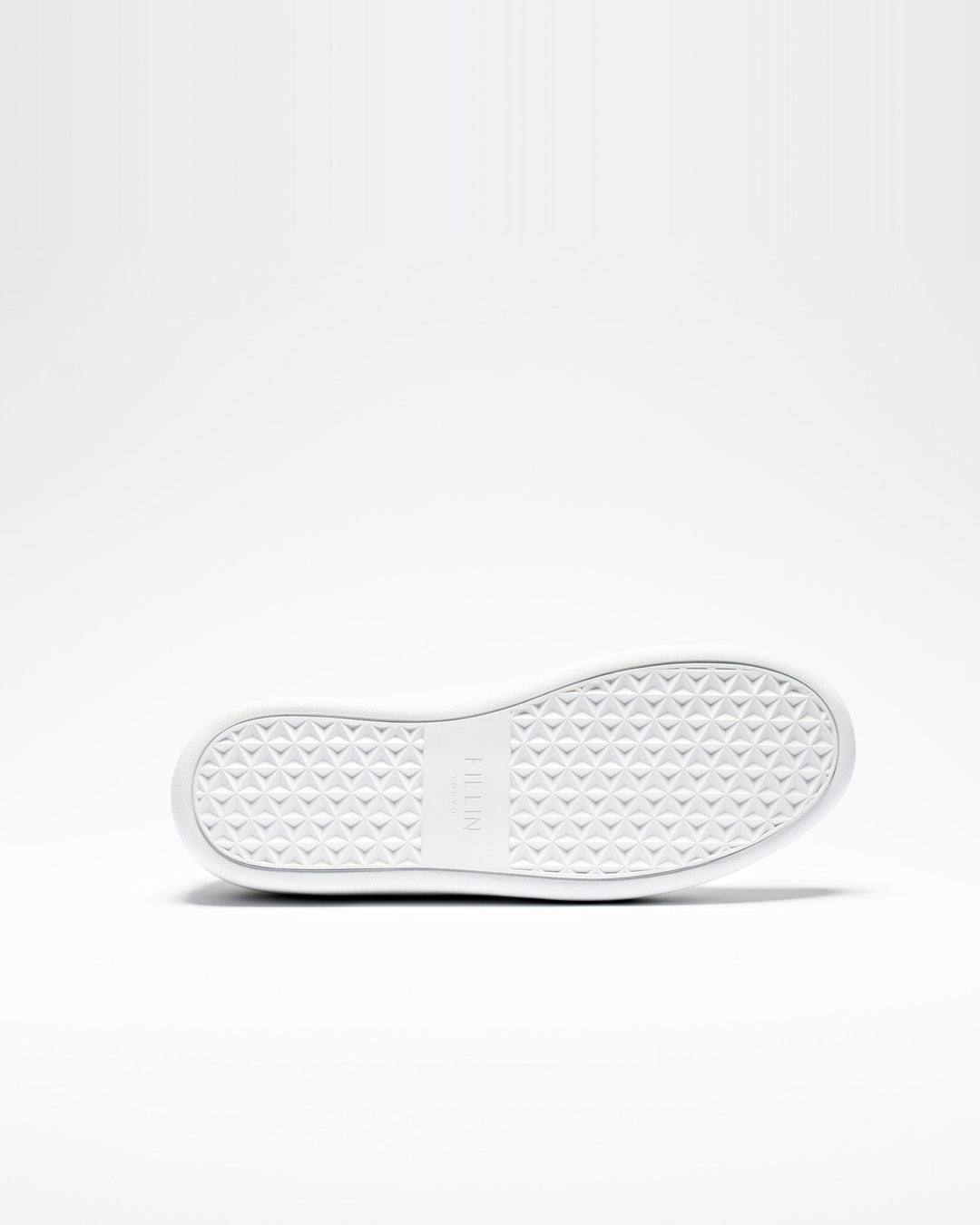 MOAK|WHITE