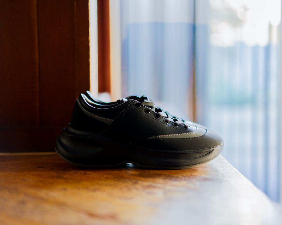 スニーカーのソール黄ばみの原因と落とし方｜自宅でできる洗い方と予防法