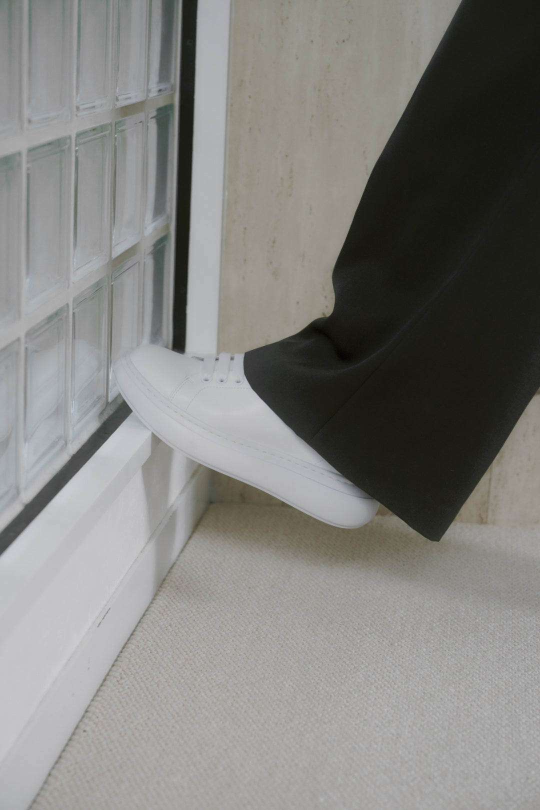 LUCENT｜WHITE – FILLIN