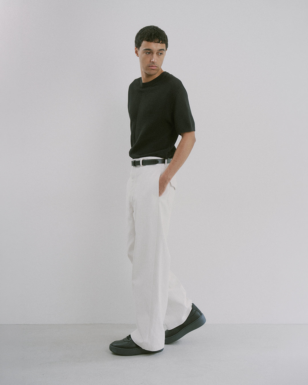MOAK｜BLACK