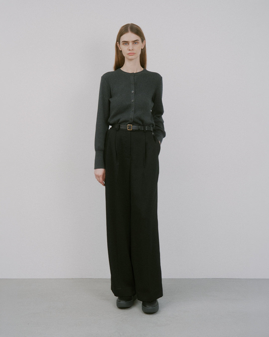 MOAK｜BLACK