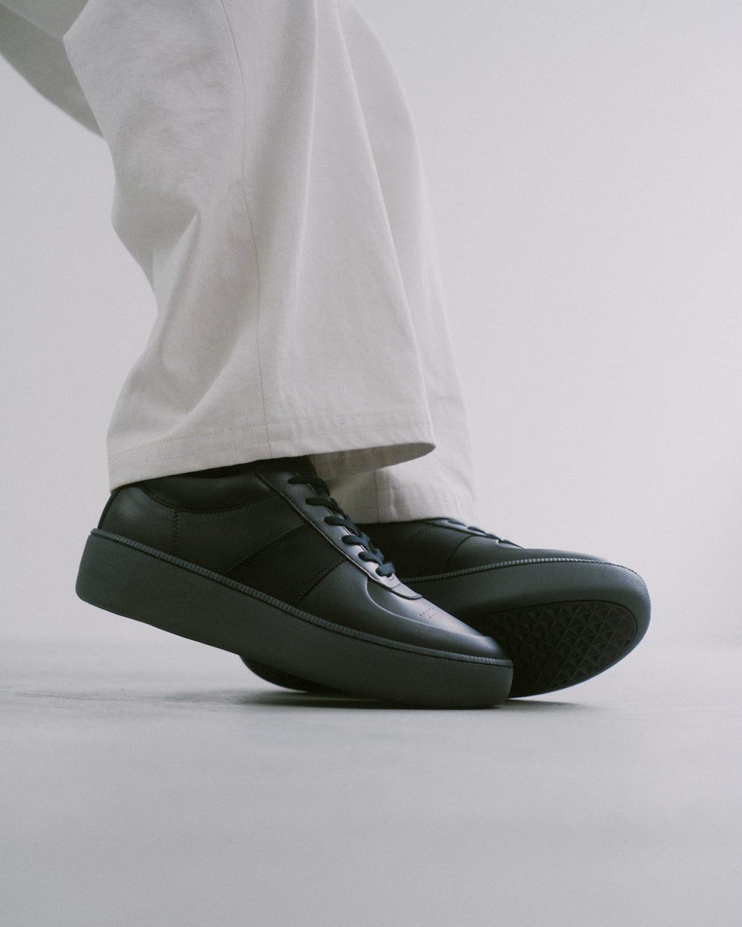 【美品】FILLIN MOAK スニーカー 24cm ブラック MOAK｜BLACK – FILLIN
