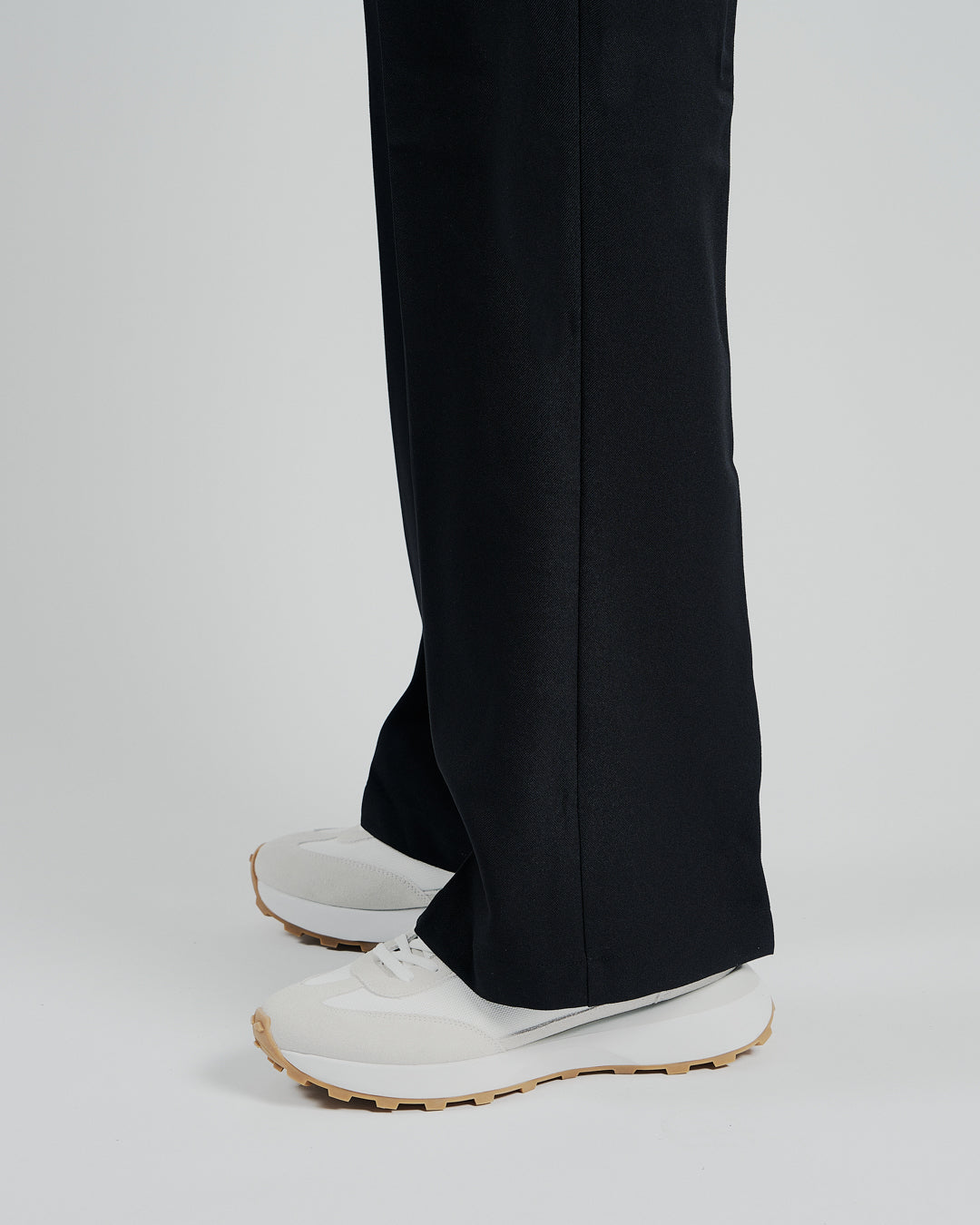 NOVIS｜WHITE