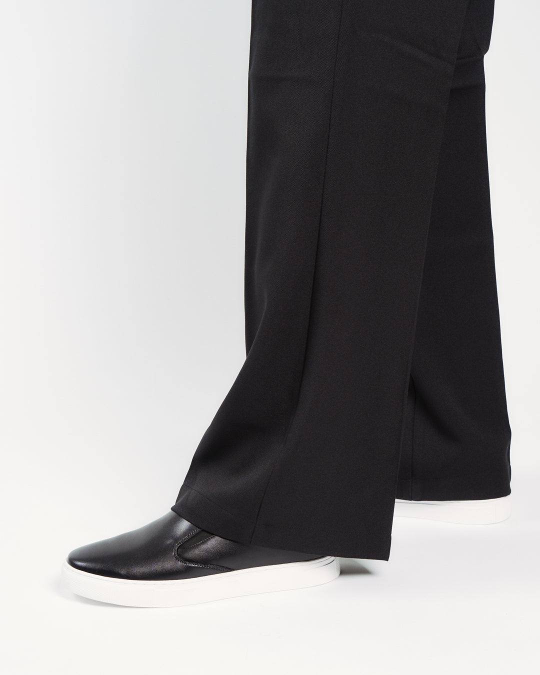 CLASSIC SLIP-ON | BLACK &amp;amp; WHITE