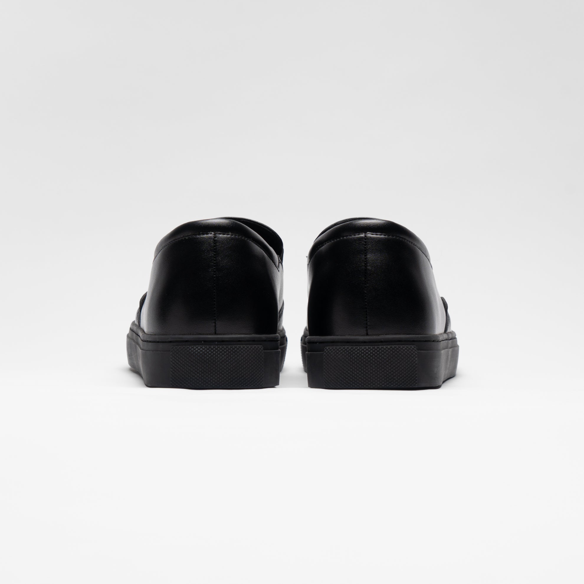 CLASSIC SLIP-ON | BLACK