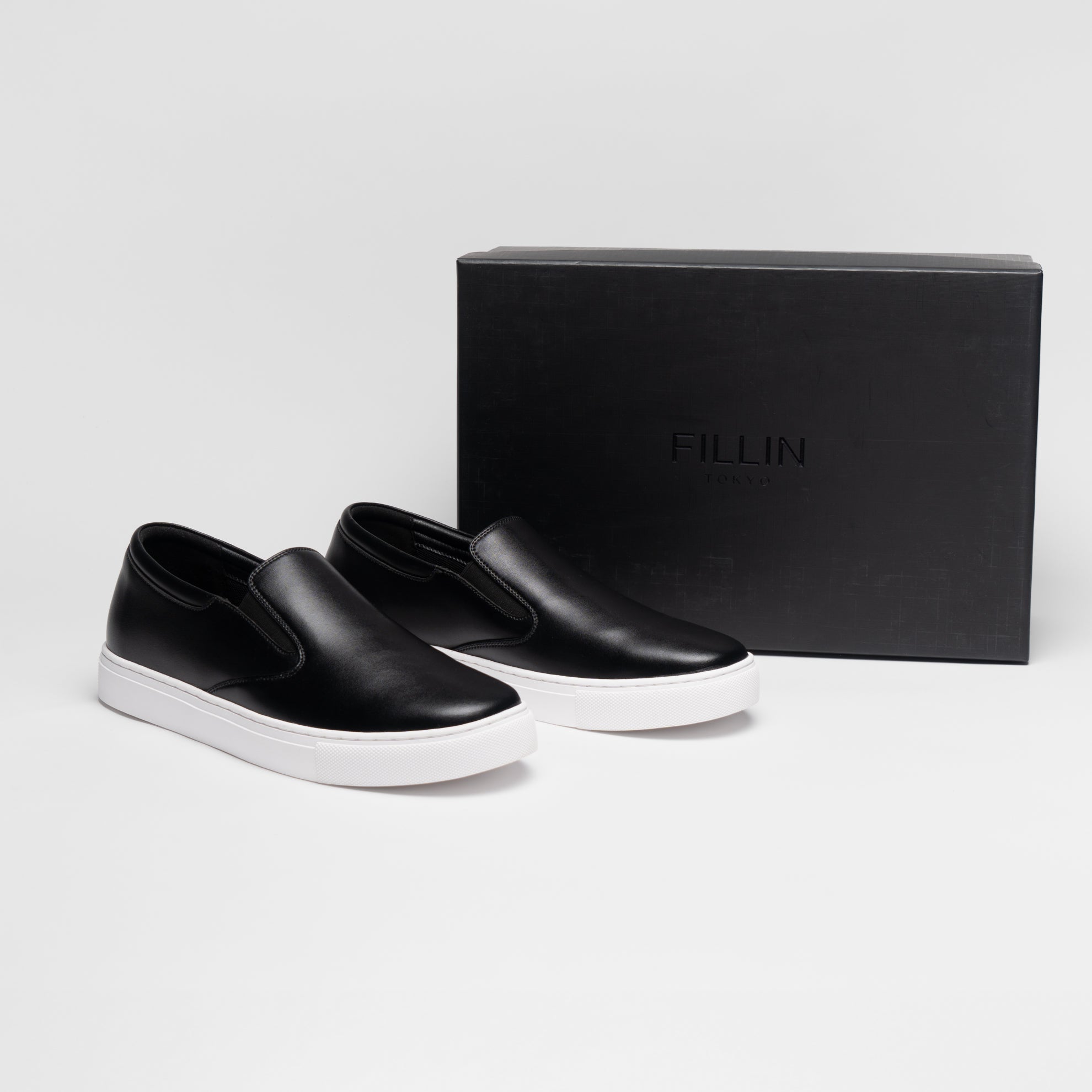 CLASSIC SLIP-ON | BLACK &amp;amp; WHITE