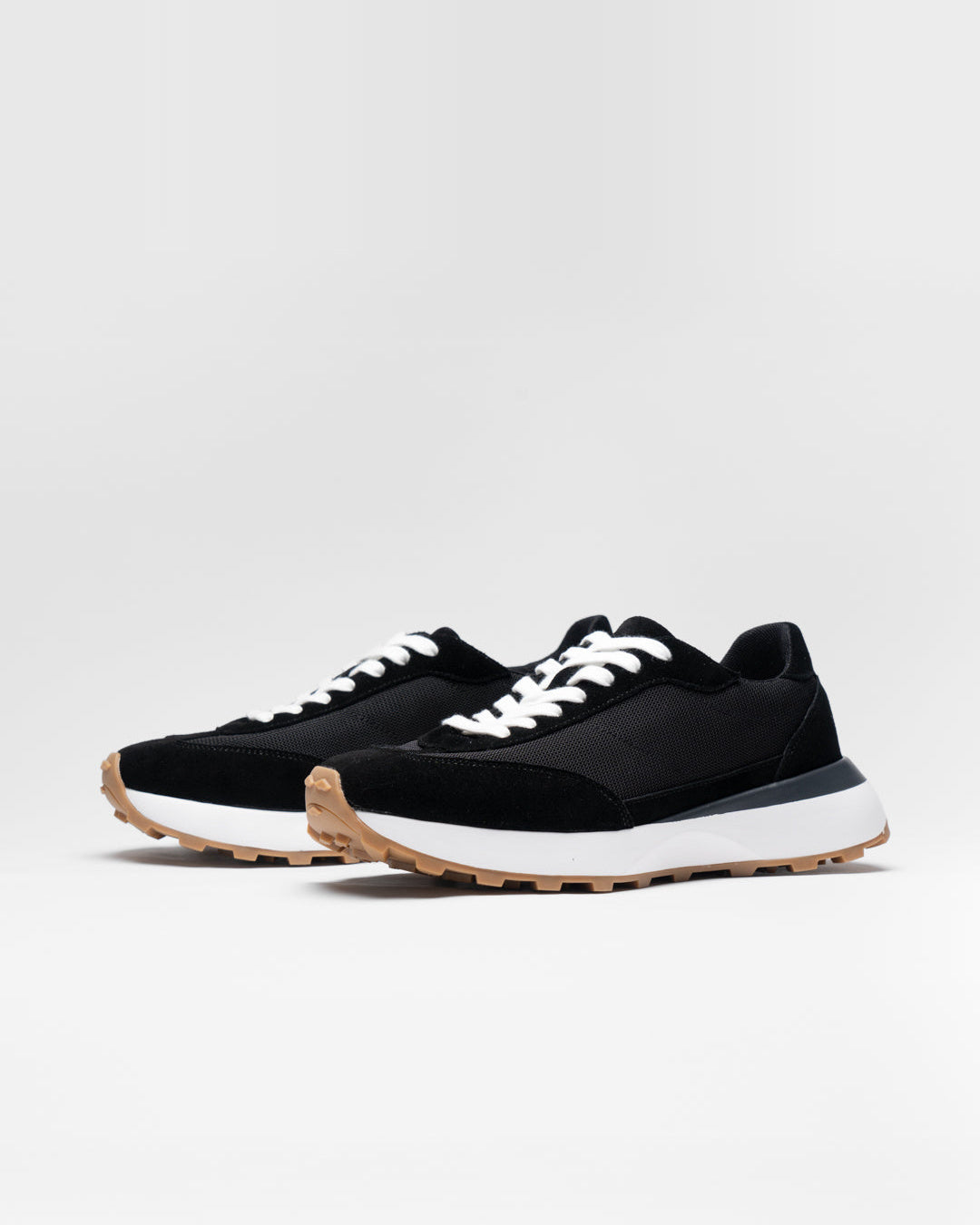 NOVIS｜BLACK