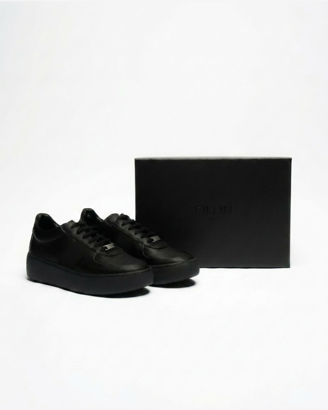 MOAK｜BLACK