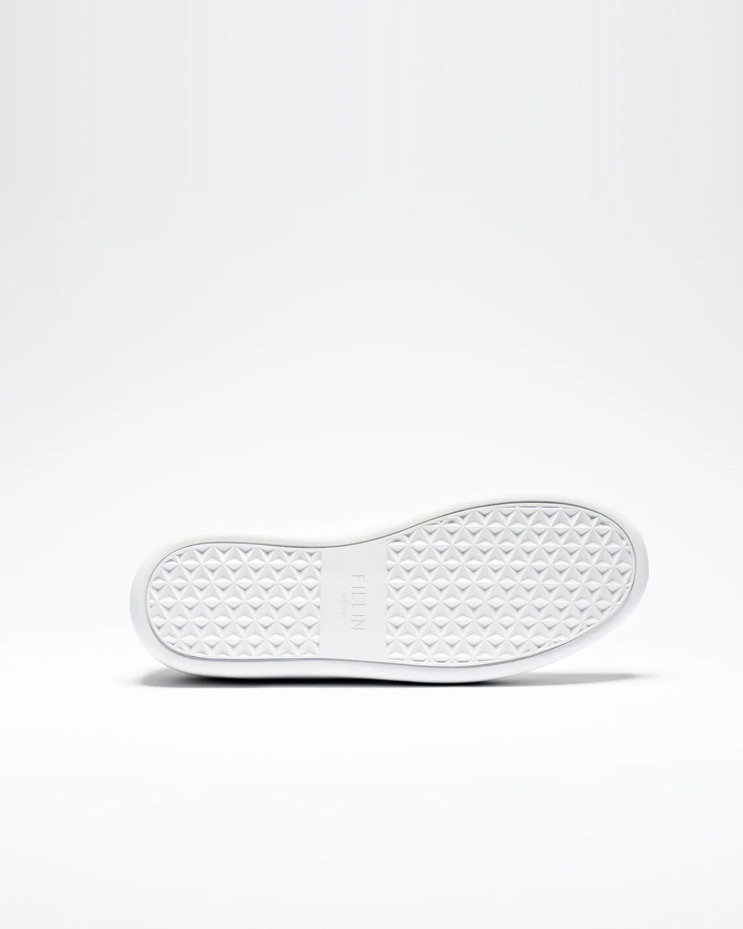 MOAK | WHITE
