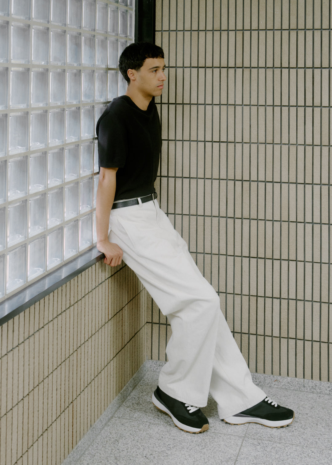 NOVIS｜BLACK