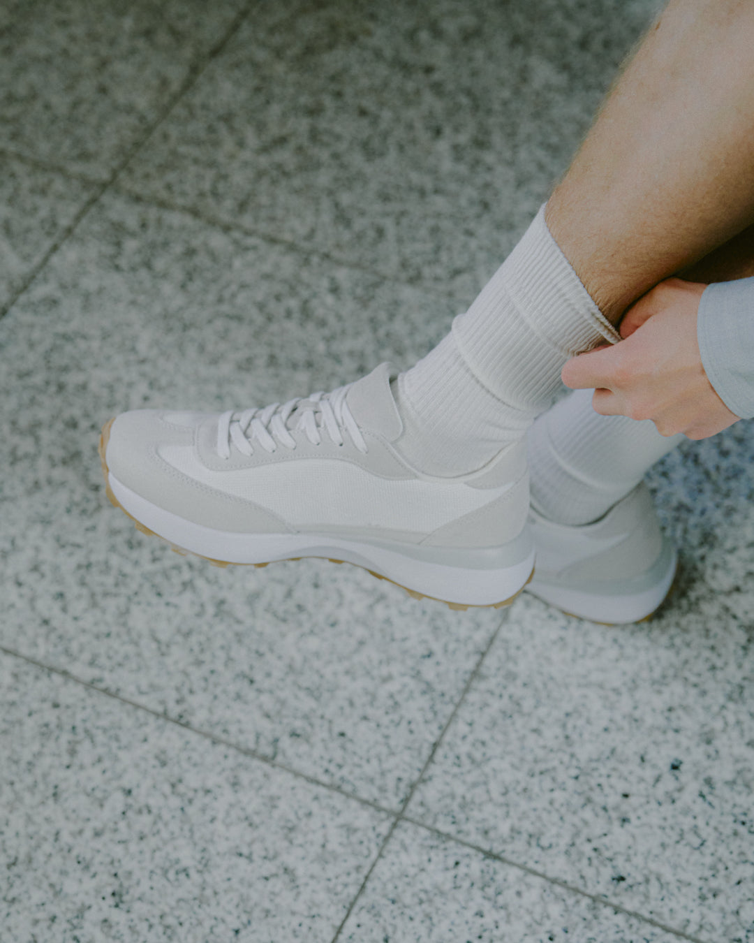 NOVIS｜WHITE