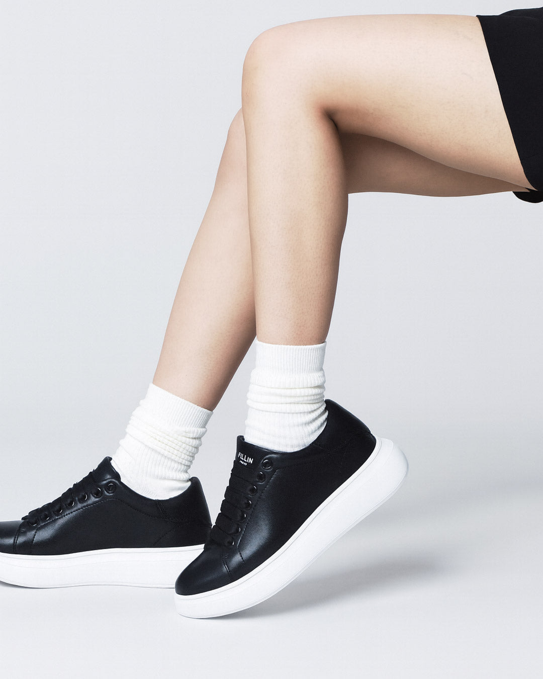 LUCENT｜BLACK (Sole:WHITE)
